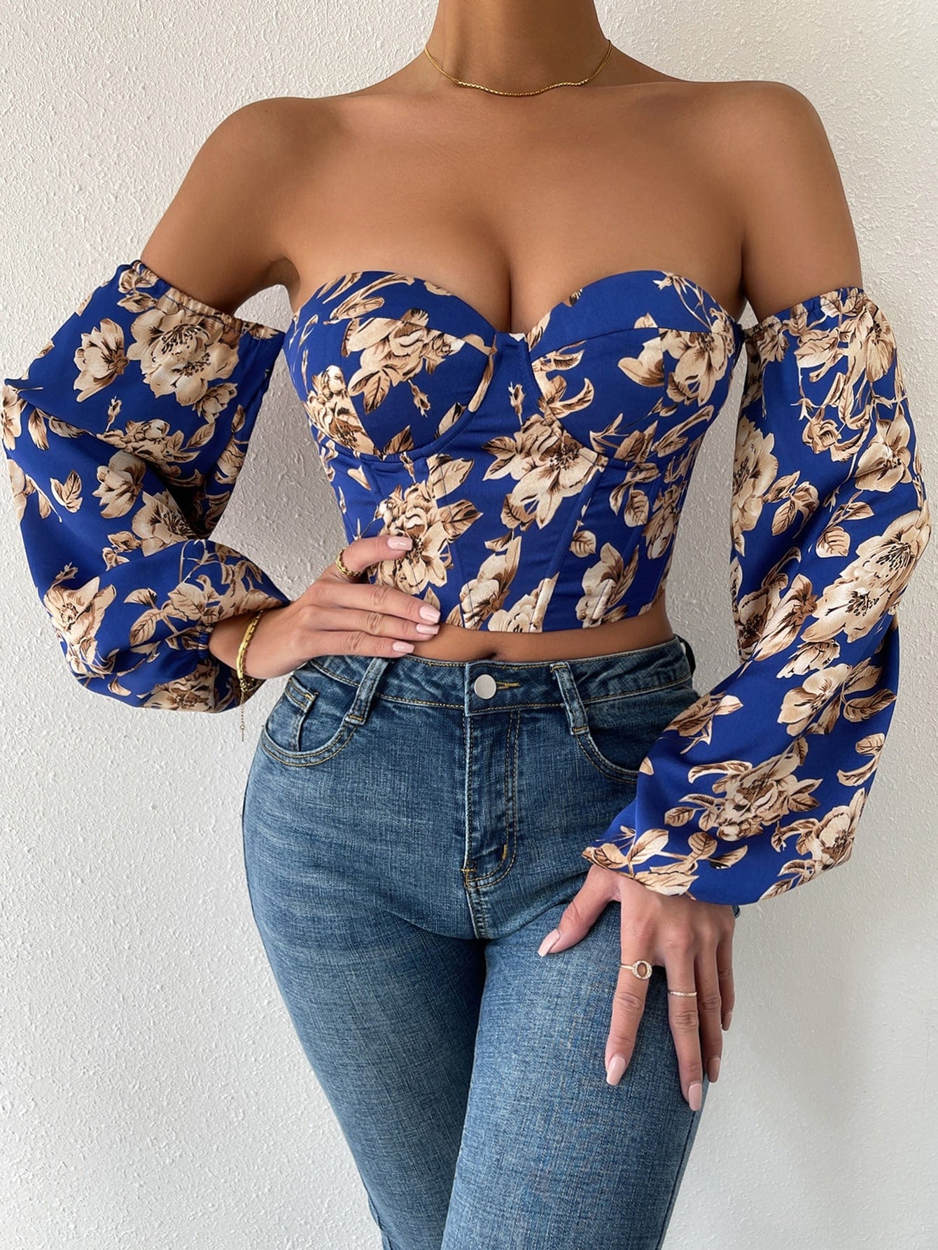 Top con estampado floral