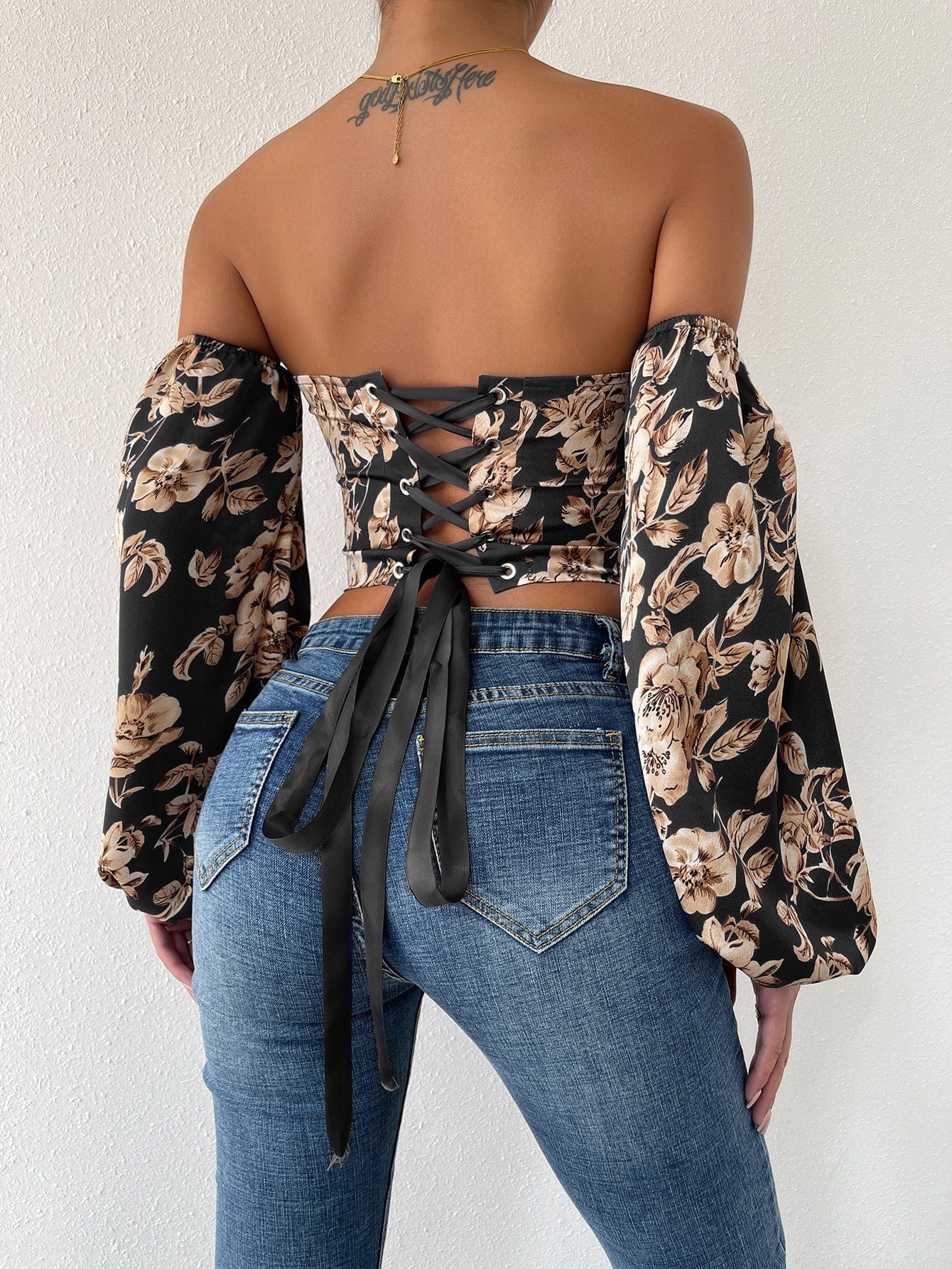 Top con estampado floral