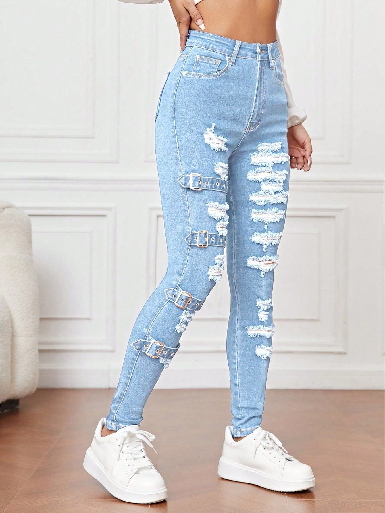 Jeans ajustados rasgados